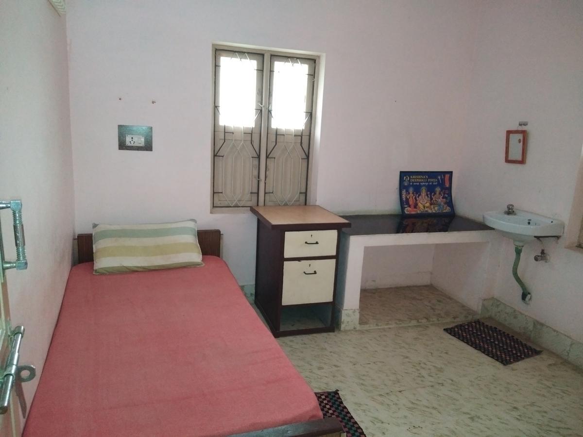 Anbu Ramana Guest House Тируваннамалай Экстерьер фото