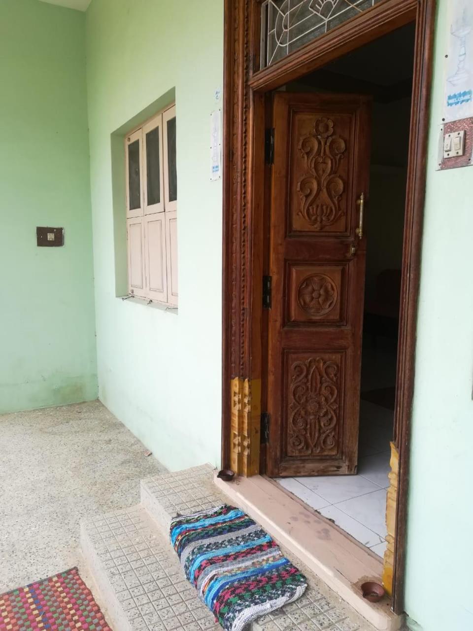 Anbu Ramana Guest House Тируваннамалай Экстерьер фото